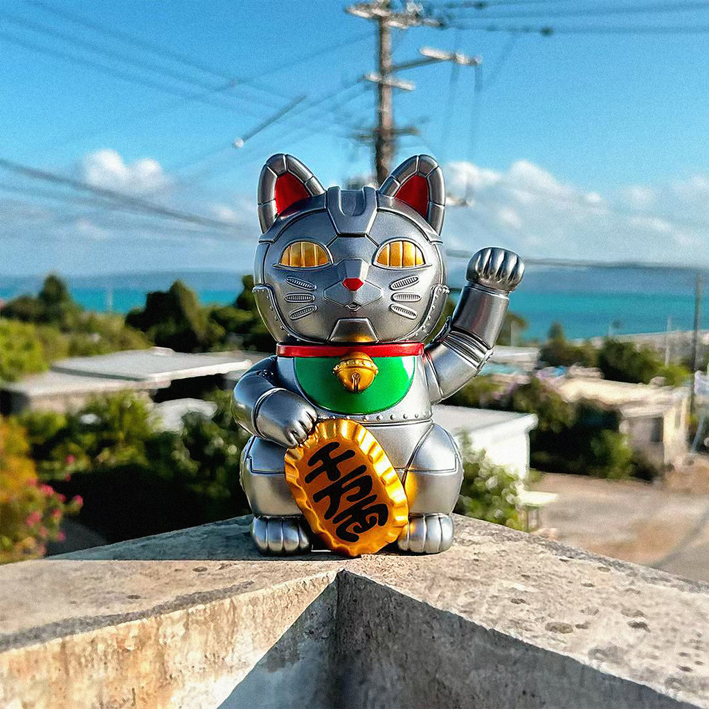 Mechanical Lucky Cat